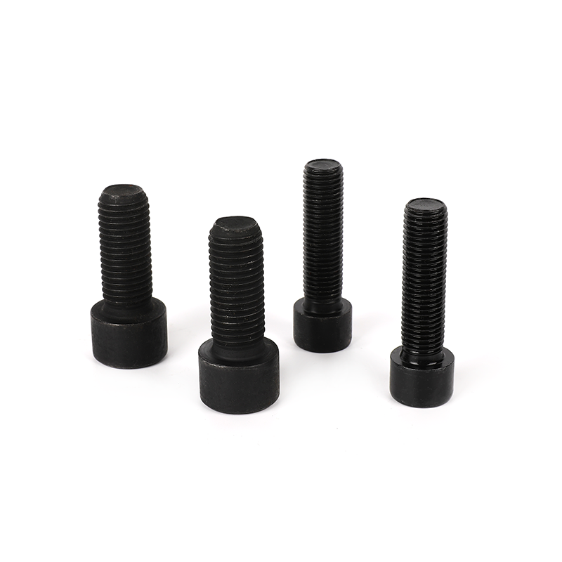 Gred 8.8 Black Oxide Bolt Socket Hexagon penuh